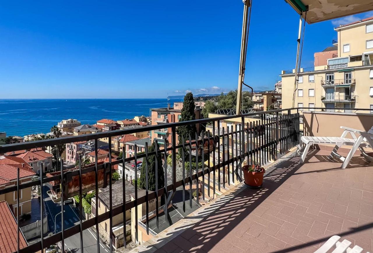 Grande Appartamento Vista Mare Varazze Exterior photo