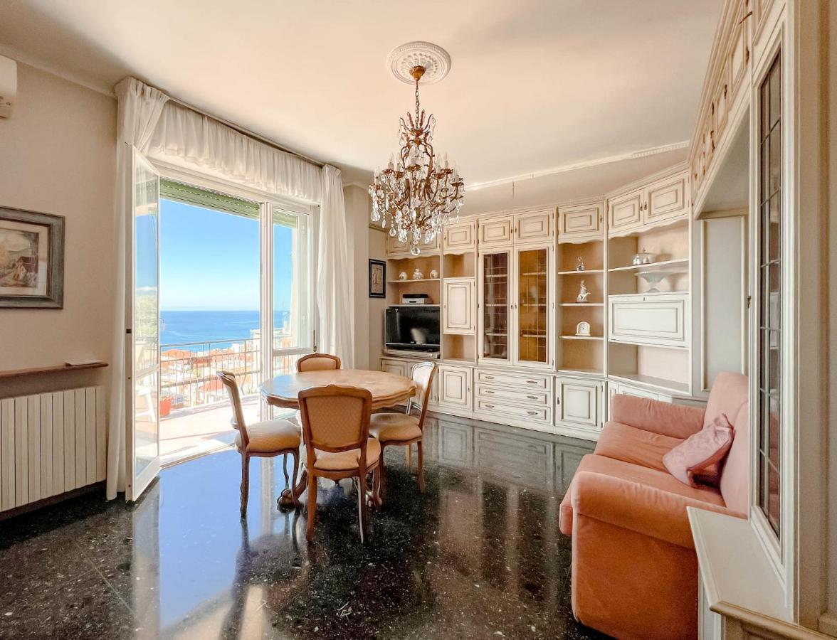 Grande Appartamento Vista Mare Varazze Exterior photo